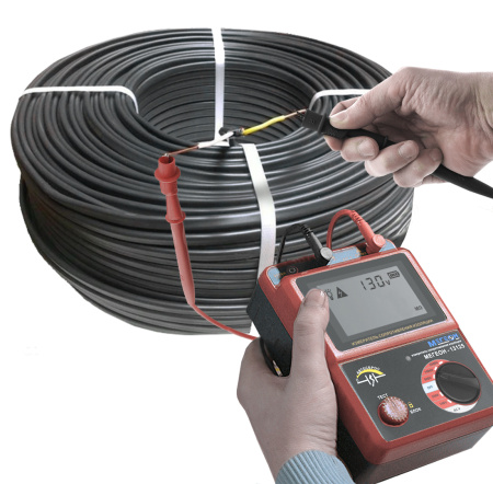 Измеритель сопротивления изоляции (мегаомметр) МЕГЕОН 13125 купить по низкой цене | МАКСПРОФИТ